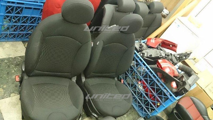 日本外匯 MINI COOPERS R56 CLUB MAN 2012年 1.6 5AT 原廠前座椅組 | 聯結汽車有限公司 T&UNITED Racing.