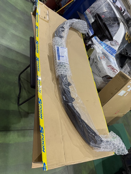 日本外匯 FL-5 TYPE-R SPOON  碳纖維前下巴  71110-FL5-000 | 聯結汽車有限公司 T&UNITED Racing.