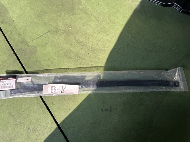 EVO-9  原廠後保桿左下直固定鐵架