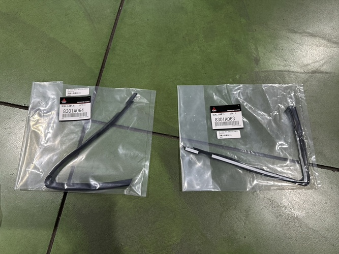 日本外匯 EVO7~9  原廠大燈膠條-R+L