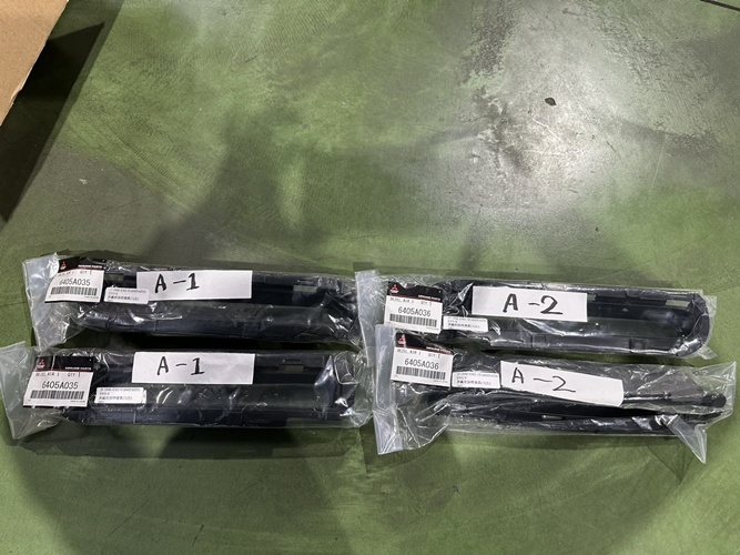 日本外匯 EVO9 原廠前保桿進氣口-R+L